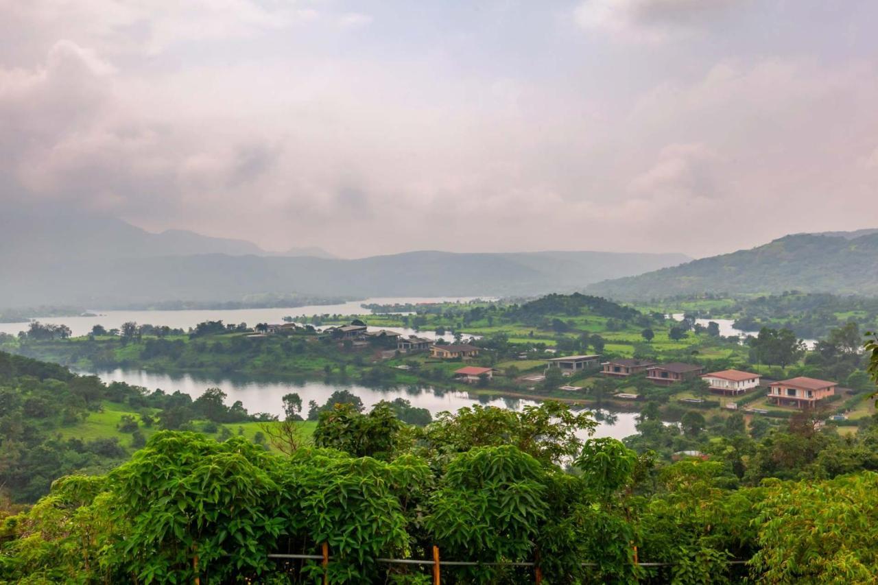 Stayvista'S Shivom Villa 2 - A Serene Escape With Views Of The Valley And Lake Lonavla Exterior foto