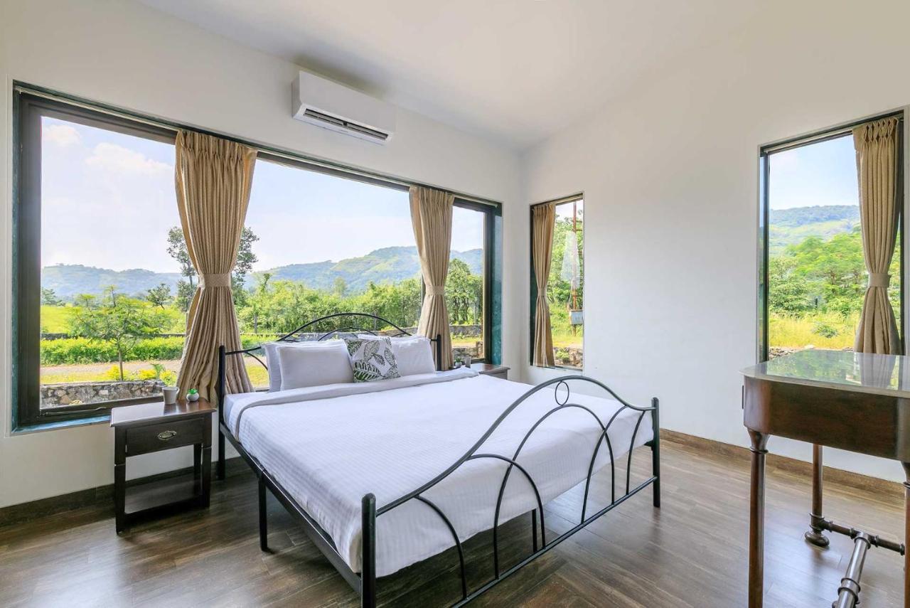 Stayvista'S Shivom Villa 2 - A Serene Escape With Views Of The Valley And Lake Lonavla Exterior foto