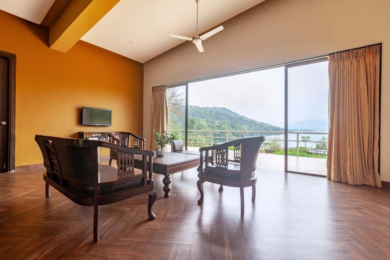 Stayvista'S Shivom Villa 2 - A Serene Escape With Views Of The Valley And Lake Lonavla Exterior foto
